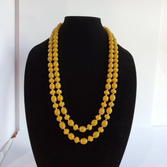 Vintage Beaded Two Layers Necklace and Earrings Set Yellow 27" Made in Hongkong - Picture 3 of 11